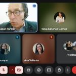 La comunicación patas para arriba: desafíos y oportunidades de la IA para los profesionales de la comunicación